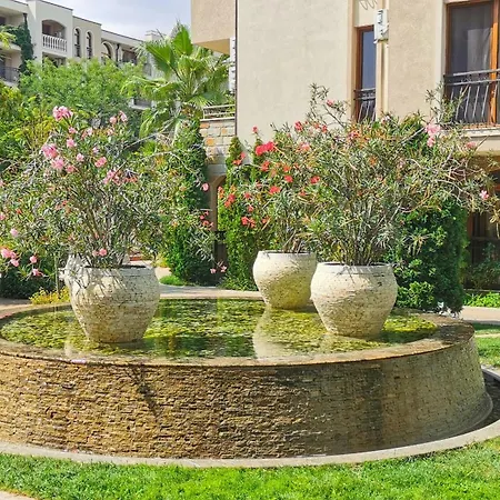Апартамент Attractive Studio-apartment In Sunny Cascadas Family Слънчев бряг