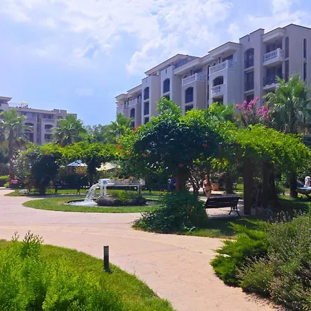 Attractive Studio-apartment In Sunny Cascadas Family Апартамент