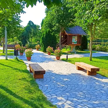 Апартамент Attractive Studio-apartment In Sunny Cascadas Family