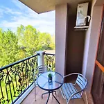 Attractive Studio-apartment In Sunny Cascadas Family * 써니비치